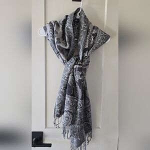 Elegant Charcoal, Silver and Gray Paisley Scarf Or Wrap NWOT